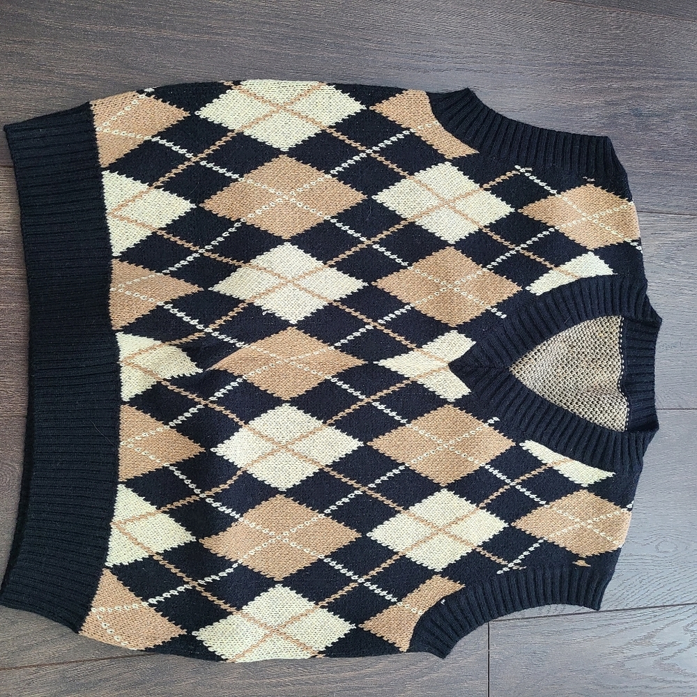 SHEIN Argyle Vest